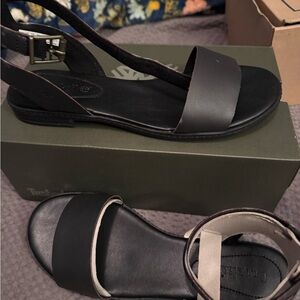 Timberland Women's Black leather Sandals